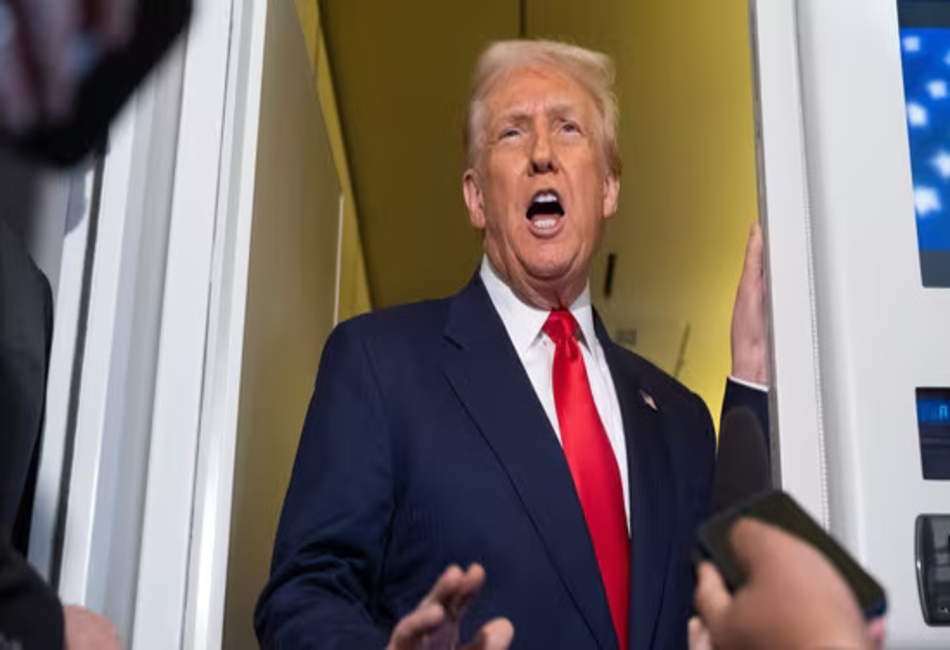 Trump threatens to launch attacks in Nigeria over ‘killing of Christians’ , Trump warns US could go 'guns-a-blazing' into Nigeria over 'killing of Christians'